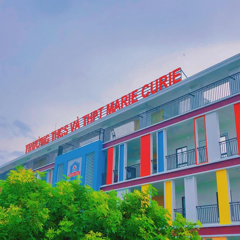 Trường THCS Và THPT Marie Curie